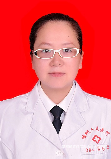 曹美群